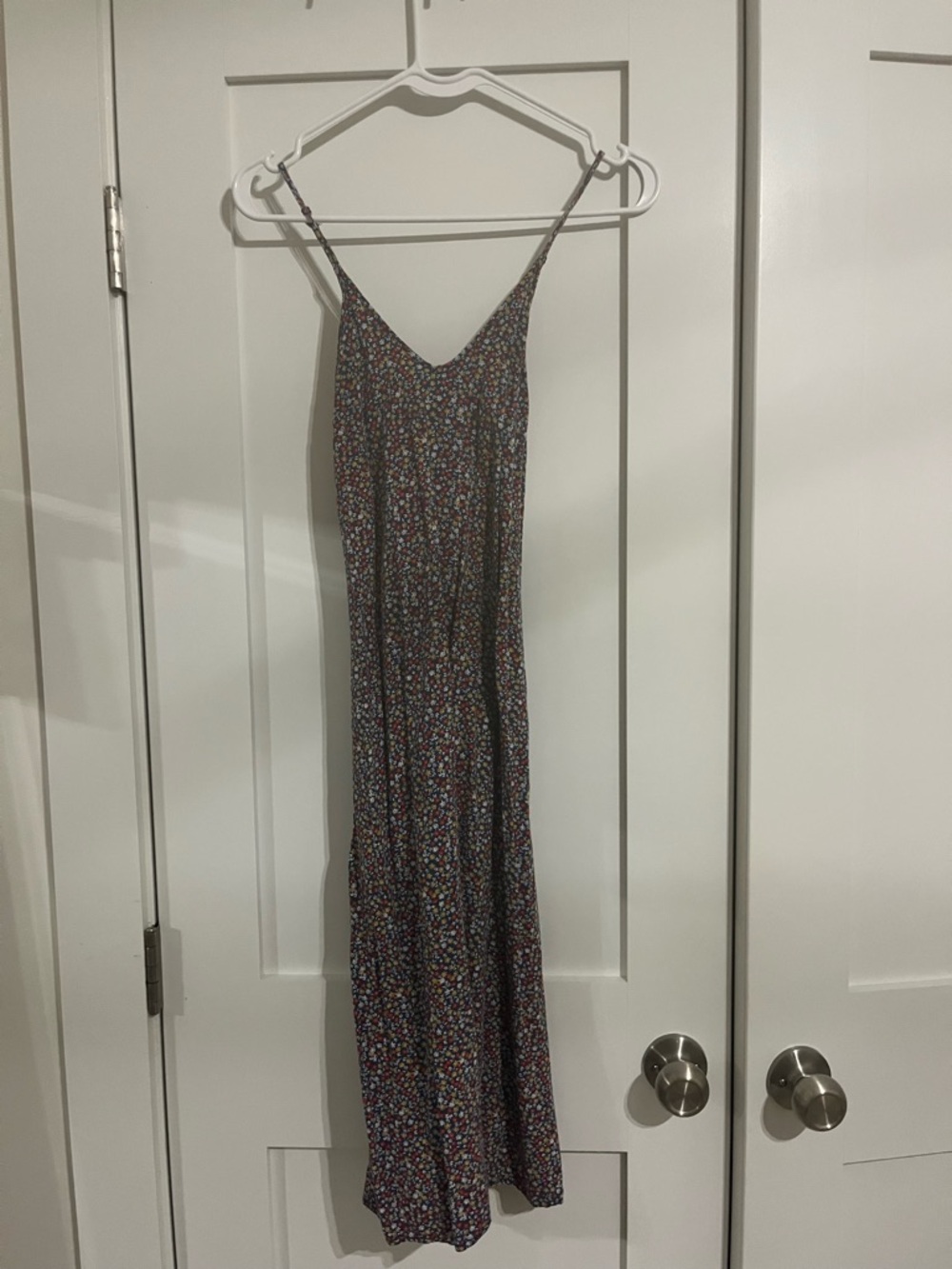 Old Navy Floral Midi Dress in Navy with Multicolor Print